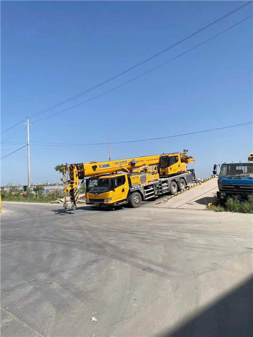 沿河吊车作业时，可能会产生哪些额外收费项目？